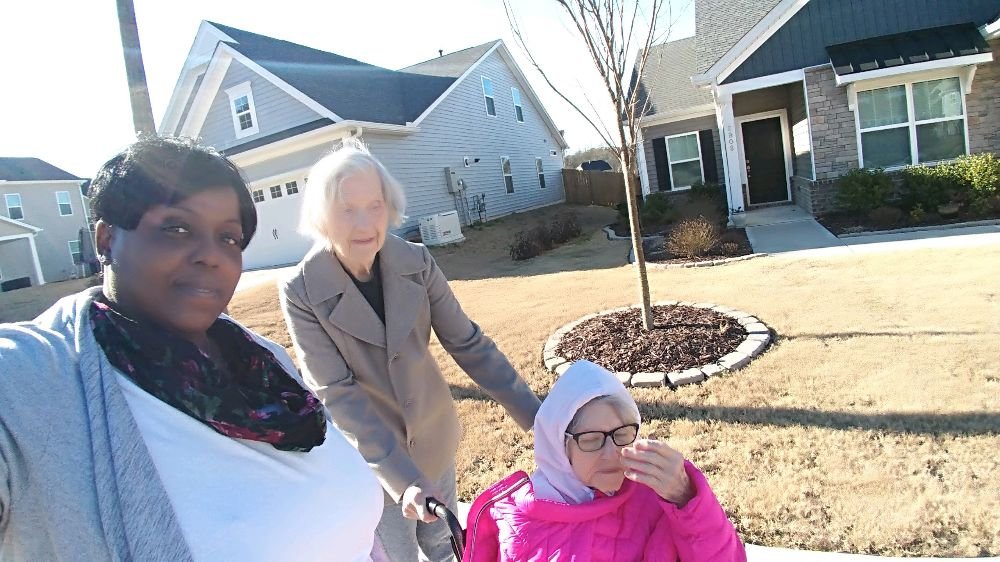 Renaissance Care Home-Fresh Air Stroll Around Neighborhood